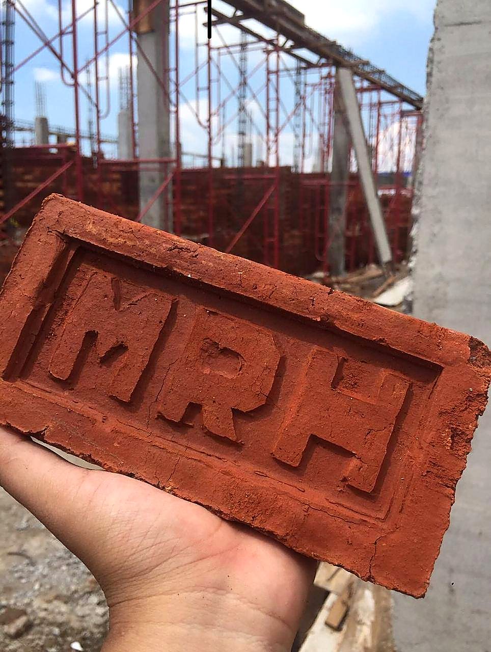 Bata merah MRH asli dengan tekstur tanah bakar, produksi Sumber Mulyo Mojokerto